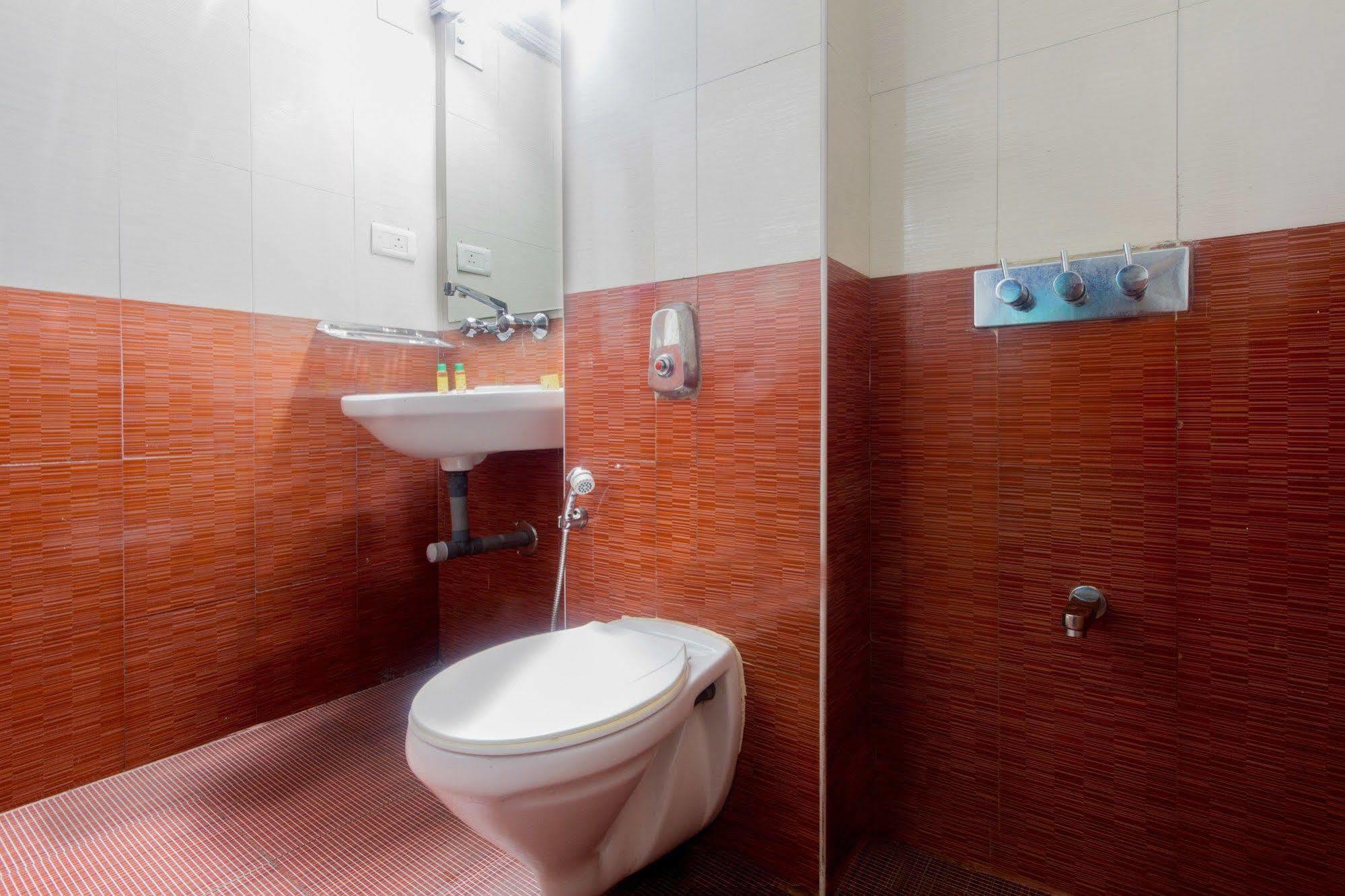 Fabhotel Khems Shoram Palace Road Ooty Εξωτερικό φωτογραφία